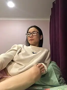 Snapshot of Milka23 chatting on 14, 12, 2024 Milka23 online show from 14, 12, 2024