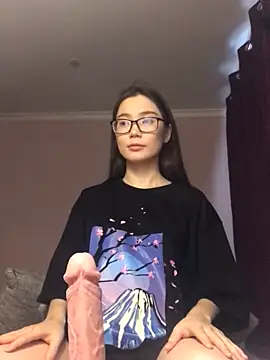 Snapshot of Milka23 chatting on 2, 2, 2025 Milka23 online show from 2, 2, 2025