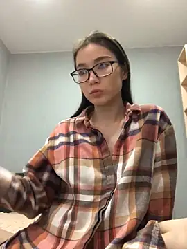 Snapshot of Milka23 chatting on 9, 2, 2025 Milka23 online show from 9, 2, 2025