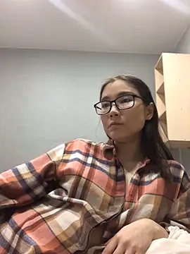 Snapshot of Milka23 chatting on 9, 2, 2025 Milka23 online show from 9, 2, 2025