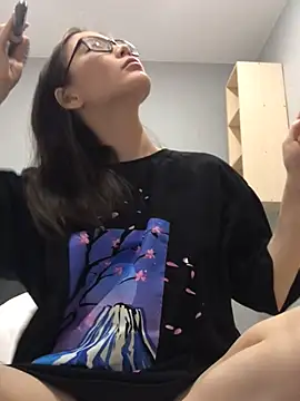 Snapshot of Milka23 chatting on 13, 2, 2025 Milka23 online show from 13, 2, 2025