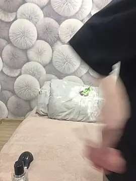 Snapshot of Milka23 chatting on 2, 3, 2025 Milka23 online show from 2, 3, 2025