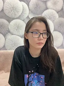 Snapshot of Milka23 chatting on 7, 3, 2025 Milka23 online show from 7, 3, 2025