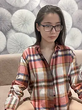 Snapshot of Milka23 chatting on 9, 3, 2025 Milka23 online show from 9, 3, 2025