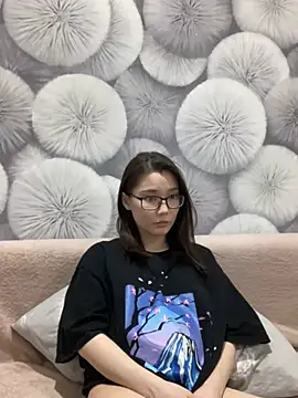 Snapshot of Milka23 chatting on 15, 3, 2025 Milka23 online show from 15, 3, 2025