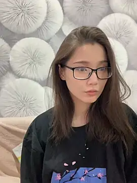 Snapshot of Milka23 chatting on 22, 3, 2025 Milka23 online show from 22, 3, 2025