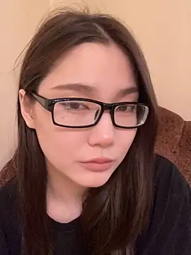 Snapshot of Milka23 chatting on 12, 10, 2025 Milka23 online show from 12, 10, 2025