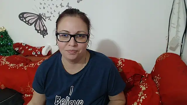 LadyHellene online show from 3, 1, 2025