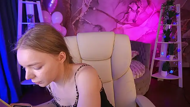 EmilySunshineS online show from 18, 2, 2026