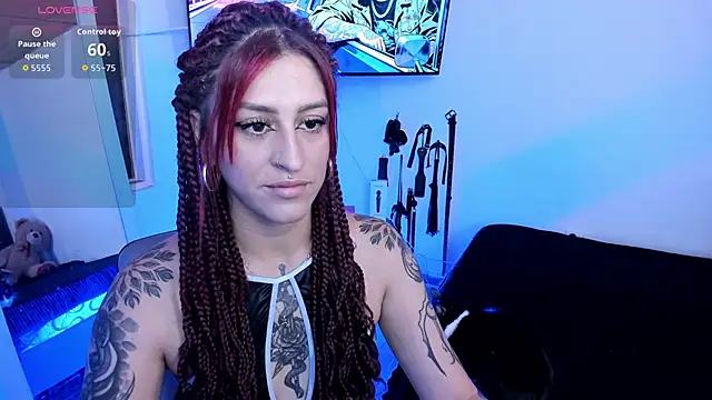 Sofi F w online show from 26, 6, 2026