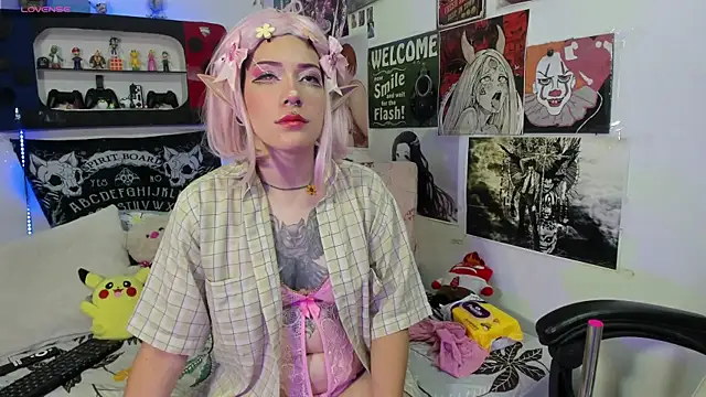 AuroraChann online show from 8, 3, 2025