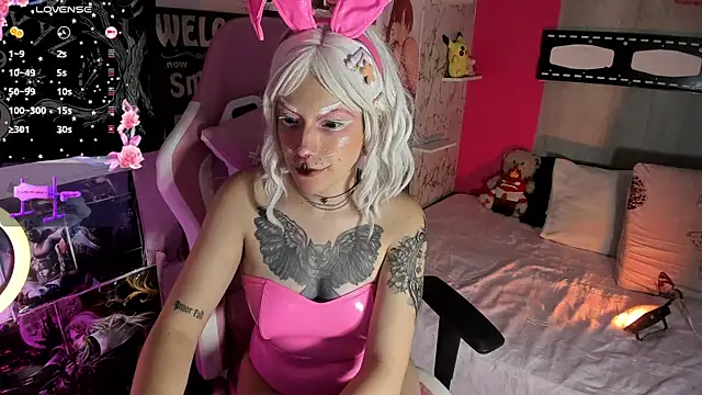 AuroraChann online show from 26, 10, 2025