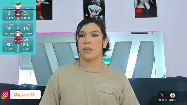Snapshot of miavalentinaaa chatting on 14, 12, 2024 miavalentinaaa online show from 14, 12, 2024