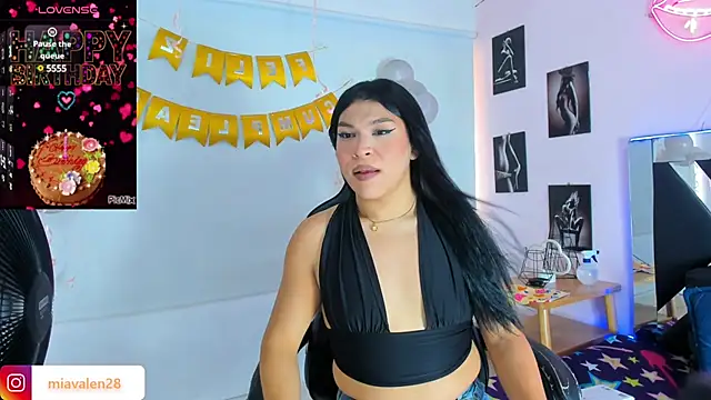 Snapshot of miavalentinaaa chatting on 28, 1, 2025 miavalentinaaa online show from 28, 1, 2025