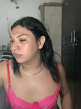 miavalentinaaa online show from 6, 8, 2026