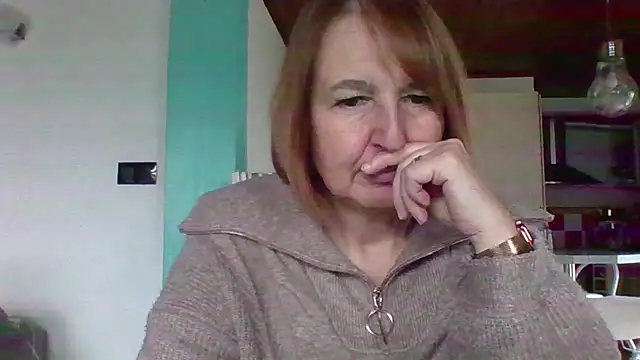 Snapshot of Sandcoq chatting on 23, 10, 2025 Sandcoq online show from 23, 10, 2025