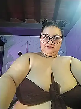 KATIIA16 online show from 1, 3, 2025