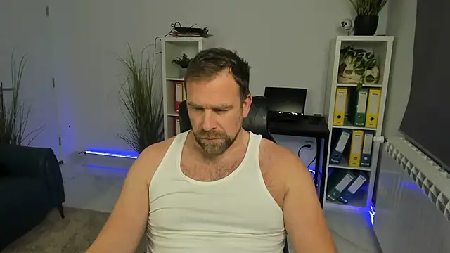 John-E-Dough online show from 27, 11, 2025