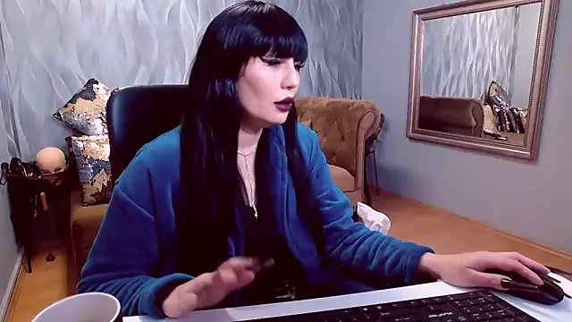 Sara Poison online show from 14, 1, 2025