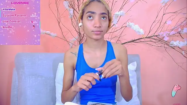 Charlotte Love10 online show from 5, 11, 2025