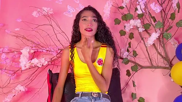 Snapshot of Charlotte_Love10 chatting on 31, 5, 2026 Charlotte Love10 online show from 31, 5, 2026