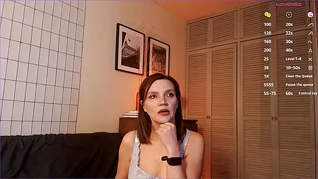 Snapshot of Charline_TheFoxTail chatting on 15, 2, 2025 Charline TheFoxTail online show from 15, 2, 2025