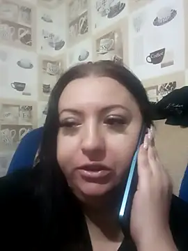 Snapshot of Veronica-Celie chatting on 5, 1, 2025 Veronica-Celie online show from 5, 1, 2025