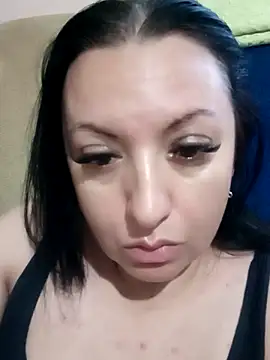 Snapshot of Veronica-Celie chatting on 8, 11, 2025 Veronica-Celie online show from 8, 11, 2025