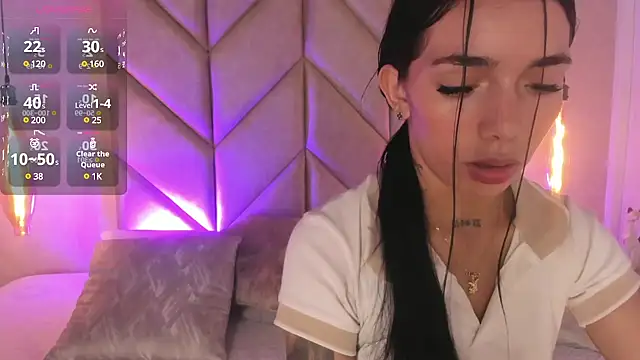 Mollymoon1 online show from 14, 12, 2024