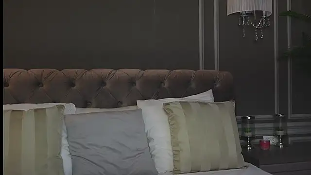 Snapshot of AnnieStylesx chatting on 15, 10, 2025 AnnieStylesx online show from 15, 10, 2025