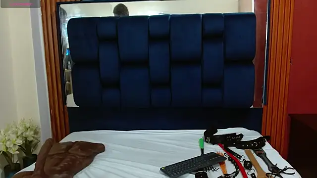 ValentinaThomas online show from 11, 2, 2025