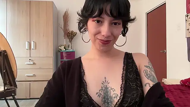 Snapshot of cataline_de_aragaon chatting on 9, 2, 2025 cataline de aragaon online show from 9, 2, 2025