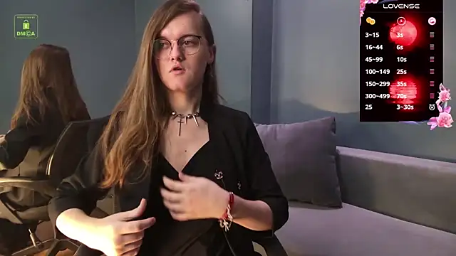 YukoFanee online show from 13, 12, 2025