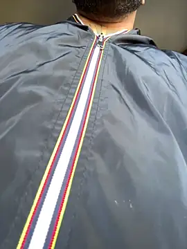 Dikkiduohottt online show from 7, 10, 2025