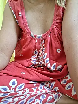 Snapshot of Melody_Shyla chatting on 29, 10, 2025 Melody Shyla online show from 29, 10, 2025