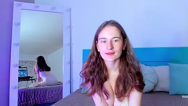 Snapshot of L1ittle_kitty_ chatting on 19, 10, 2025 L1ittle kitty  online show from 19, 10, 2025