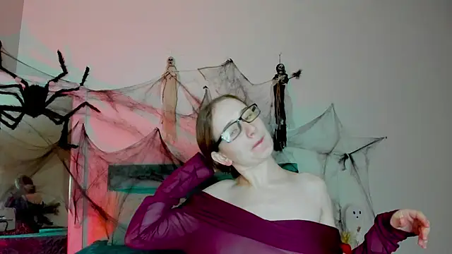 Snapshot of L1ittle_kitty_ chatting on 25, 10, 2025 L1ittle kitty  online show from 25, 10, 2025