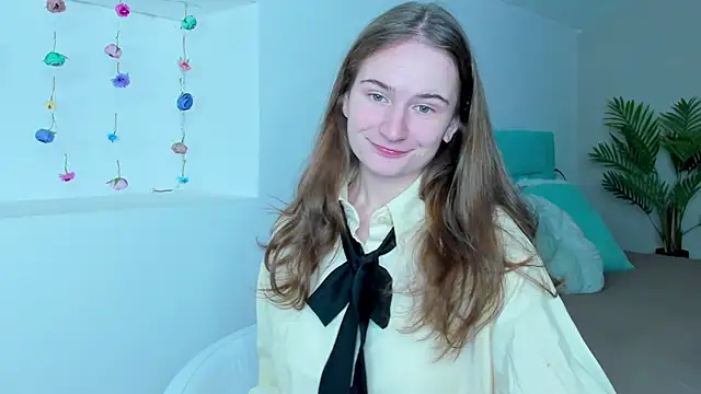 L1ittle kitty  online show from 19, 11, 2025