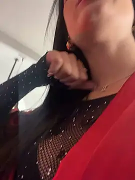 Alisha-Bond online show from 3, 12, 2024