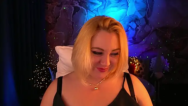 KaylaJanee online show from 6, 1, 2025