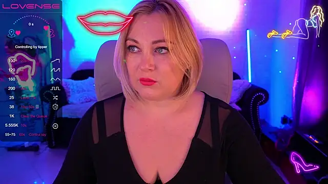 KaylaJanee online show from 6, 1, 2025