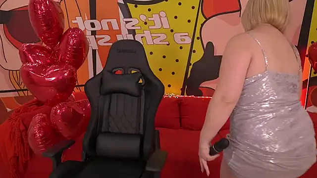 KaylaJanee online show from 15, 2, 2025