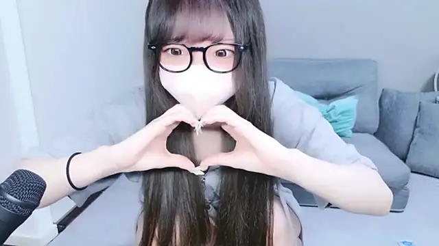 Snapshot of ASUKA_ch chatting on 10, 4, 2026 ASUKA ch online show from 10, 4, 2026