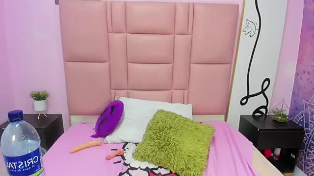 Sophia abad7 online show from 31, 1, 2025