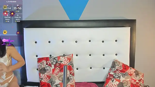 Snapshot of valeria_hurtado chatting on 5, 2, 2025 valeria hurtado online show from 5, 2, 2025