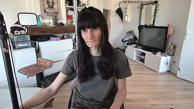 CeriseLapine online show from 5, 12, 2025