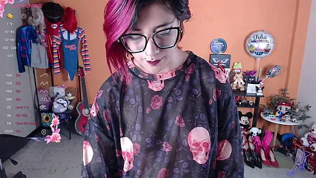 Snapshot of MissMiia2 chatting on 16, 12, 2024 MissMiia2 online show from 16, 12, 2024