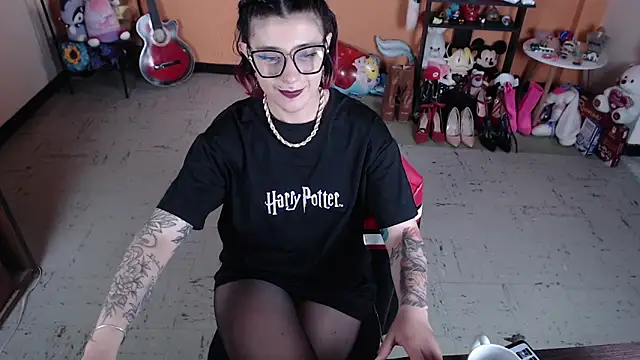 Snapshot of MissMiia2 chatting on 9, 1, 2025 MissMiia2 online show from 9, 1, 2025