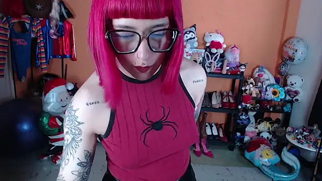 MissMiia2 online show from 2, 12, 2025