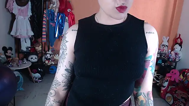 MissMiia2 online show from 14, 6, 2026